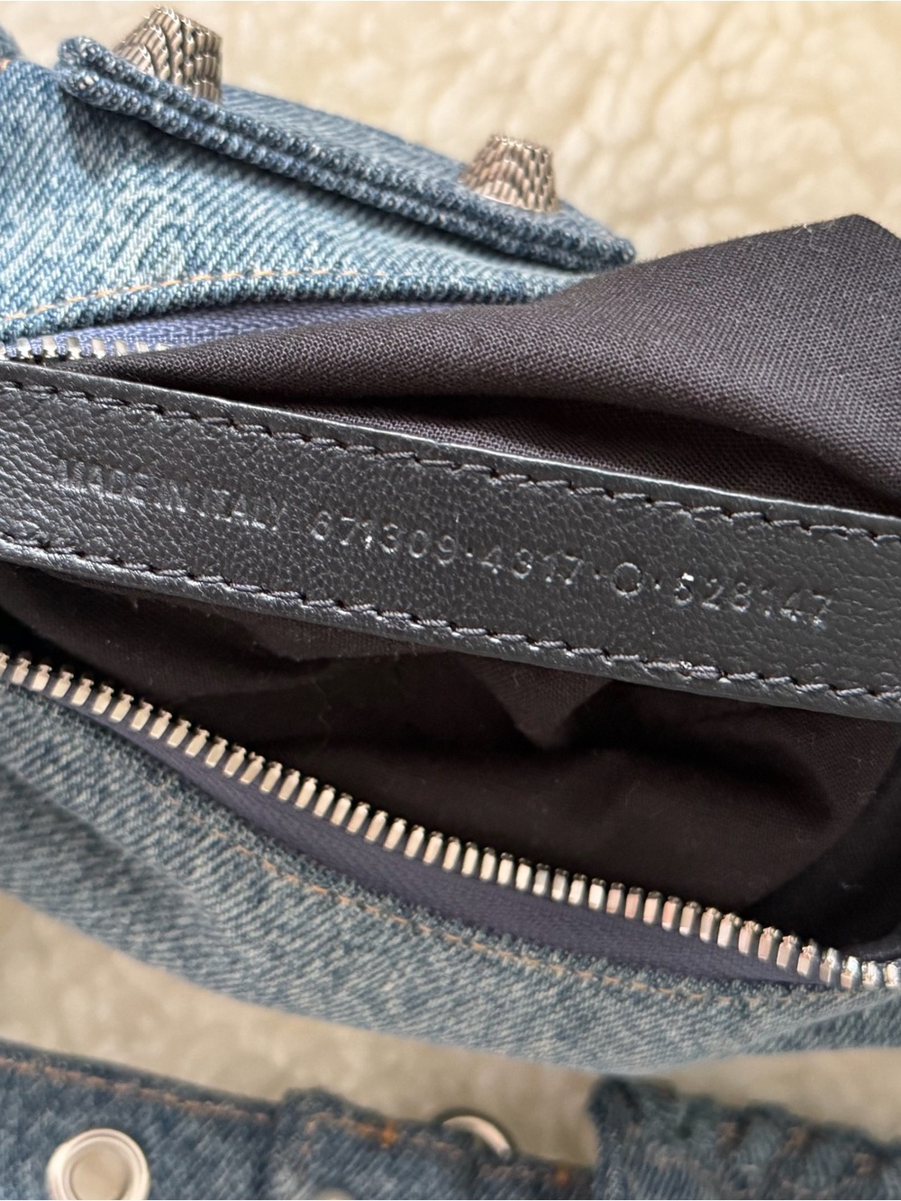 Small Balenciaga denim cagole bag - Picture 7 of 11